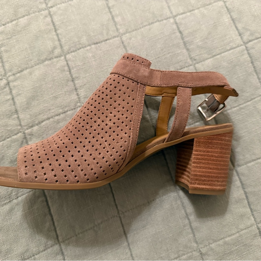 Franco Sarto Tan Women's Heeled Sandals - NWOT
